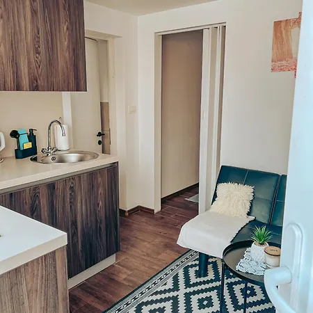 Apartma Ivanovic Idrija
